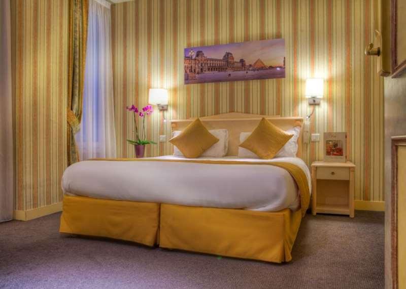 Hotel Louvre Sainte Anne Paris Quarto foto