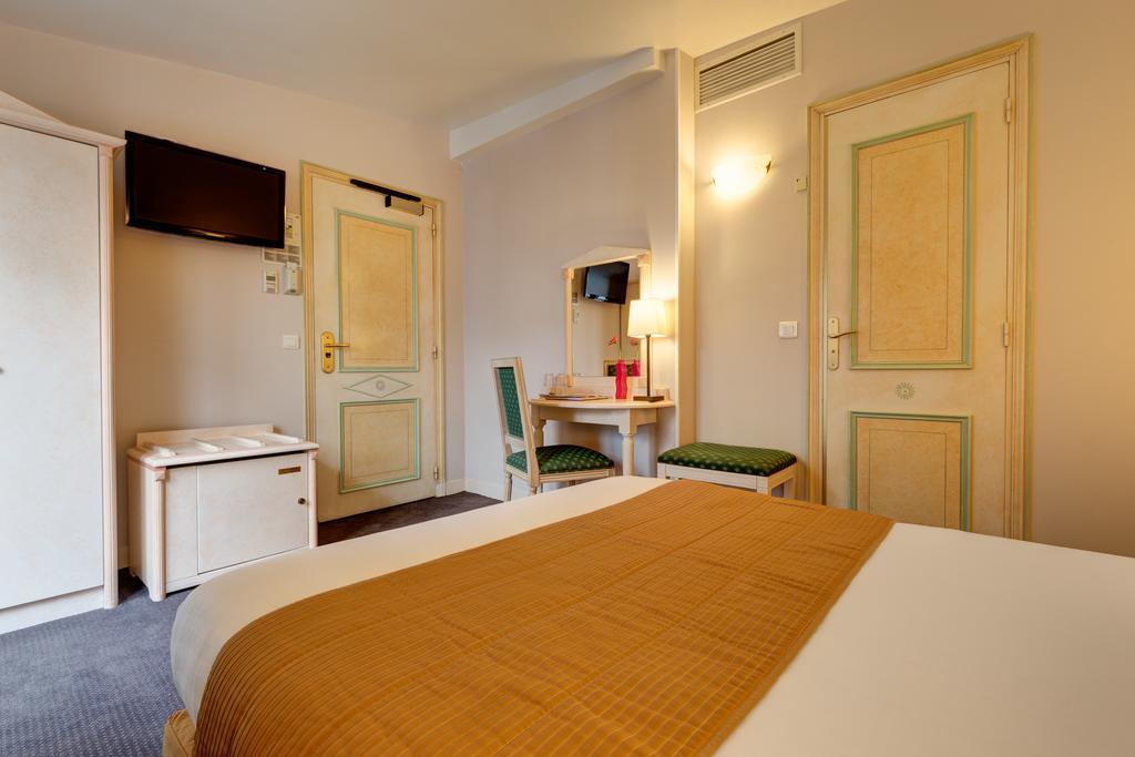 Hotel Louvre Sainte Anne Paris Exterior foto