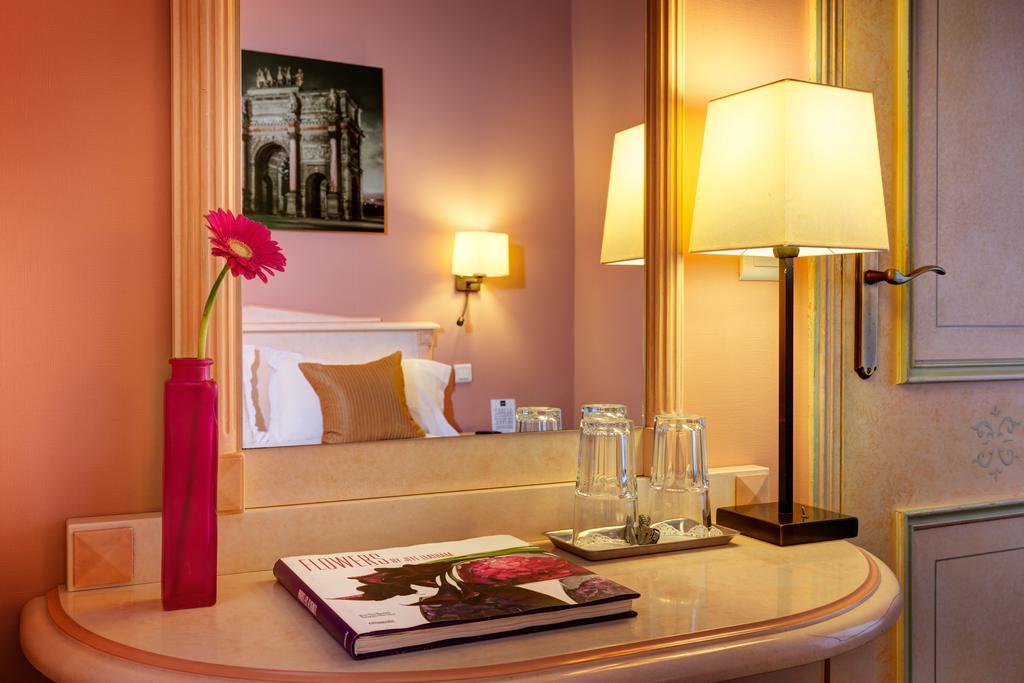 Hotel Louvre Sainte Anne Paris Exterior foto